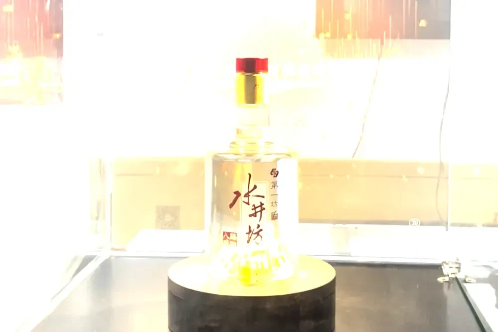 Swellfun White Wine Display in China